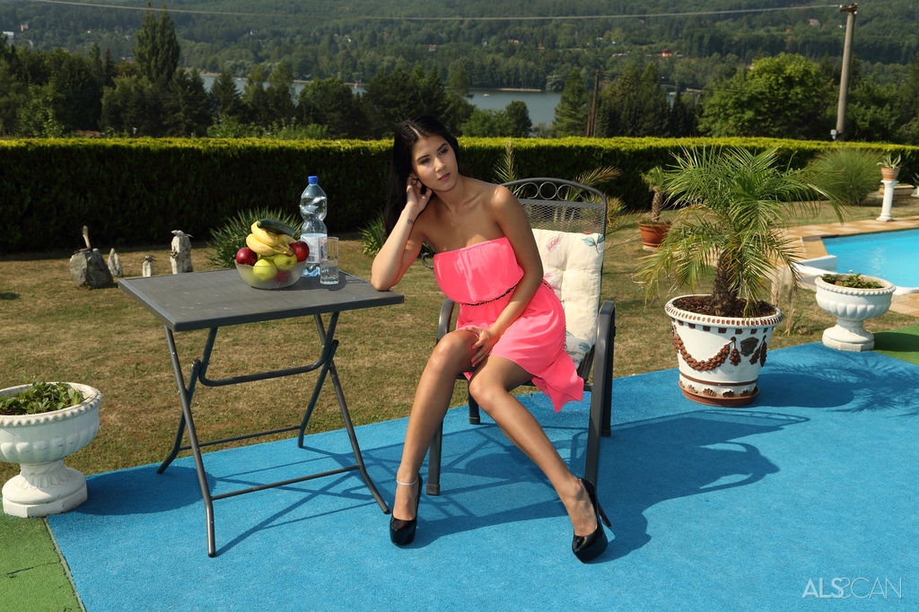 Shaved girls group haveing gf stripping adult