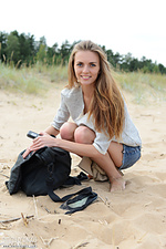 Solo models glamour lovely on the seaside