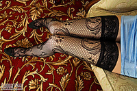 Images nubiles angel poses in stockings