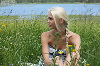 Glamour dreamlike amour angels blonde outside