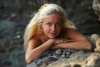 Outdoor naked girl pics