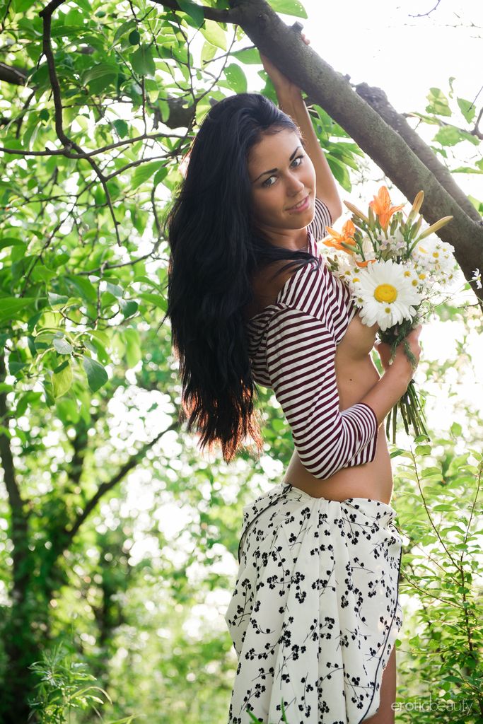 Glamour pictures in studio beauty