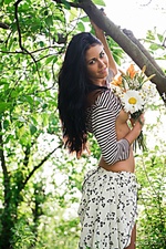 Glamour pictures in studio beauty