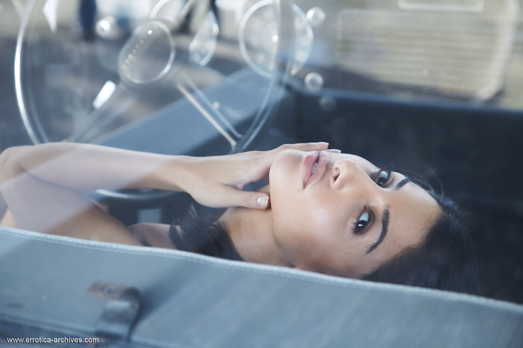 Sweet modeling horny