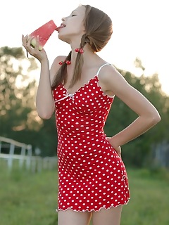 Masterpieces glamour amour angels in red dress