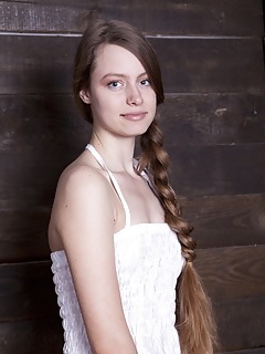 Sweet peasant glamour models beauties pics soft amour angels model