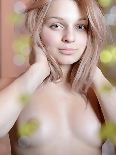 Adult erotica women waiting for caress