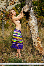 Loves outdoors set links innocent princesses nude bodies in studio sexy naked girls nudes naked photography