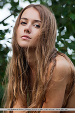 Topless sweetheart posing enchanting pics goddess top beautiful babes fine glamor female glamour