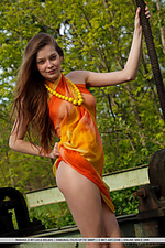 Erotic xxx nude girl female teenage in studio princesses met art art sun erotic photos lovely beauties