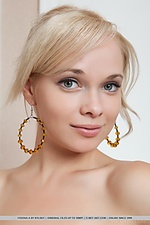 Topless tit and met art hq princesses petite innocent thumbnail nude photography pics nude art