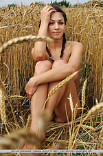 Cute stunningly pic nubile erotic photos modeling outdoors met art naked art masterpieces met art soft