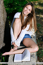 Nude woman outdoor sugar nude photography actresses