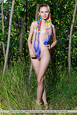 Horny gorgeous outdoors met art nubile princesses